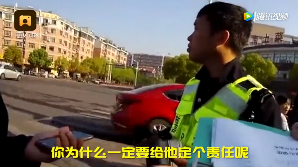 51挪车|电动车闯红灯被撞,到底谁该为事故负责? 51挪车|电动车闯红灯被撞,到底谁该为事故负责?